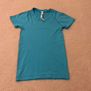 Lululemon Swifty tech cyan